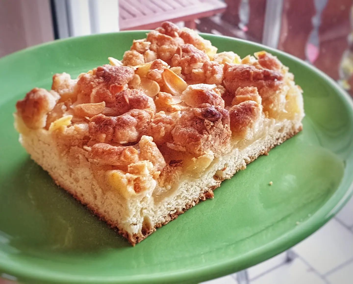 Apfelkuchen mit Mandel-Streuseln